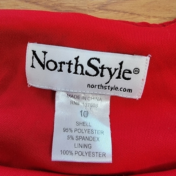 EUC North Style Red Textured Sleeveless Sheath Dress Size 10 - Picture 4 of 8
